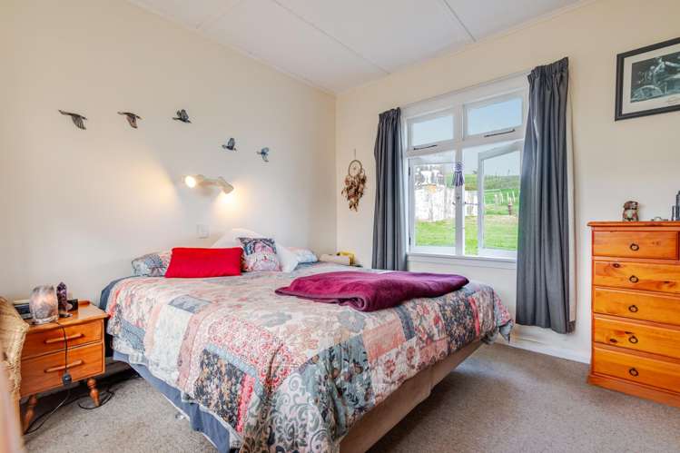 147 Mangatuna Road Weber_5