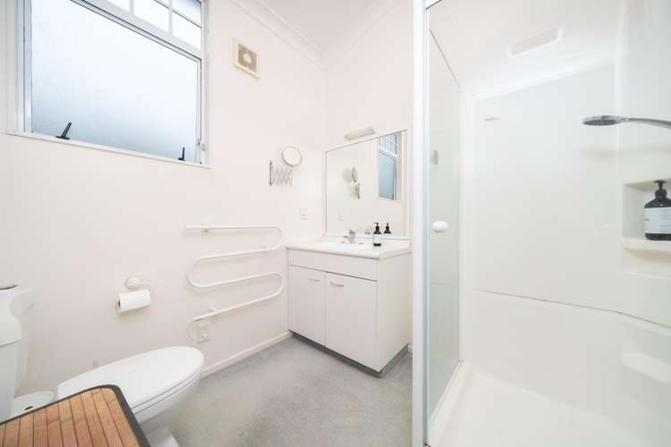 4 Amesbury Drive Churton Park_15