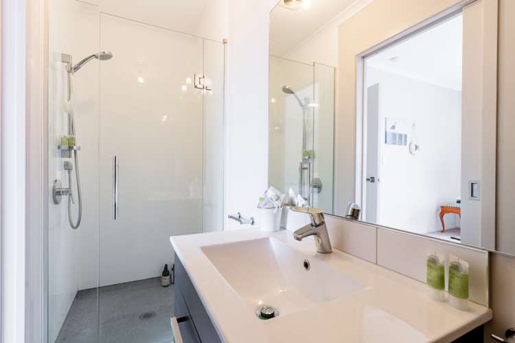 7 Tenby Street Moeraki_19