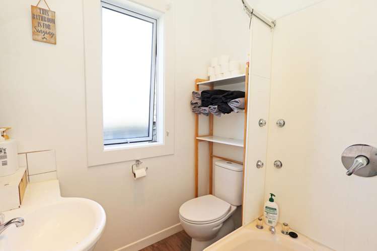 41 Bamborough Street Richmond_14