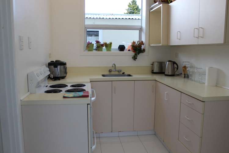 7 Momorangi Crescent Redwood_3