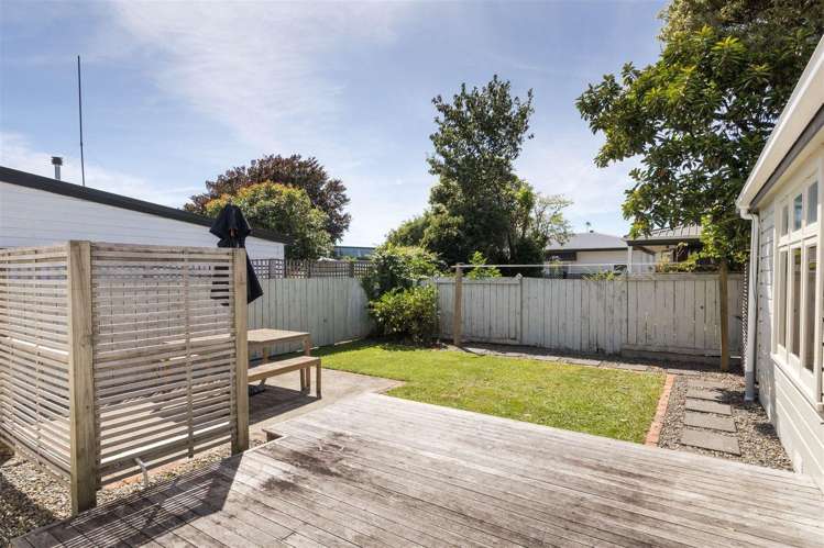  585 Ferguson Street Terrace End_12