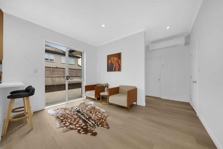 17 Andy Crescent Flat Bush_12