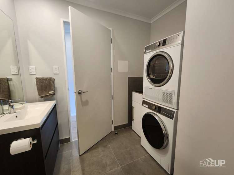 11/71 Hobsonville Point Road Hobsonville_11