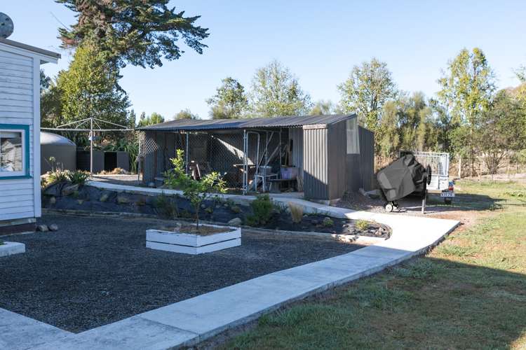 284 White Road Waipawa_15