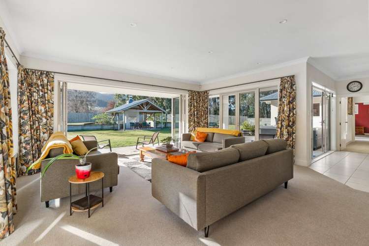 280 Tirohanga Road_5
