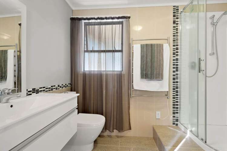 20 Paulownia Place Totara Heights_21