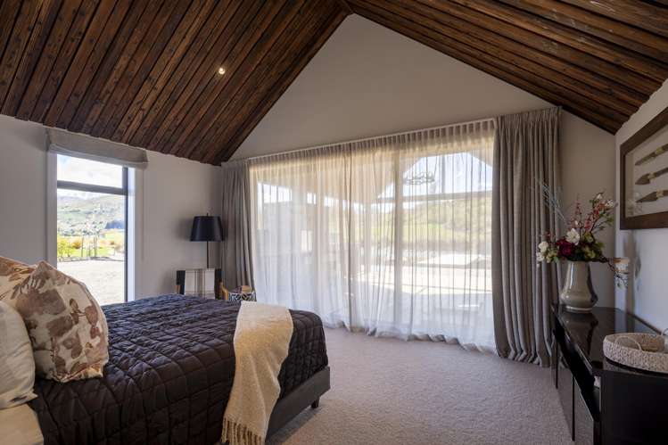 6 Kahiwi Drive Lower Shotover_13