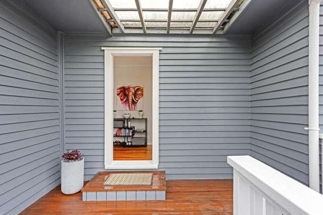 83 Mcleod Road Te Atatu South_2