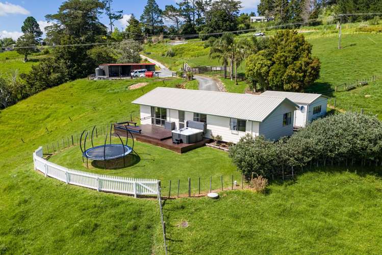 1822 State Highway 12 Paparoa_32
