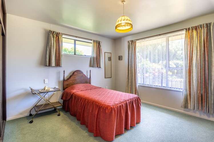 32 Millstream Drive Lincoln_17