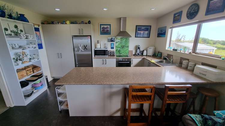 72 Havill Drive Hokitika_11