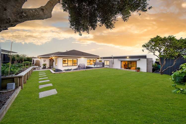 35 Luton Avenue Sunnyhills_17