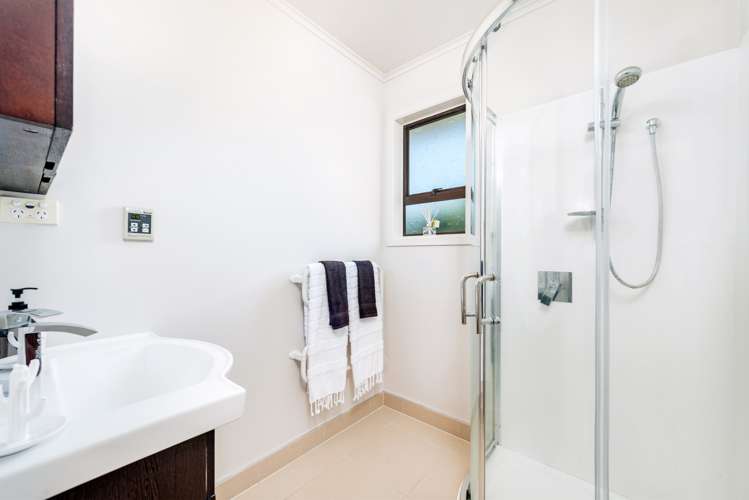 2 Tawa Road Te Atatu Peninsula_10