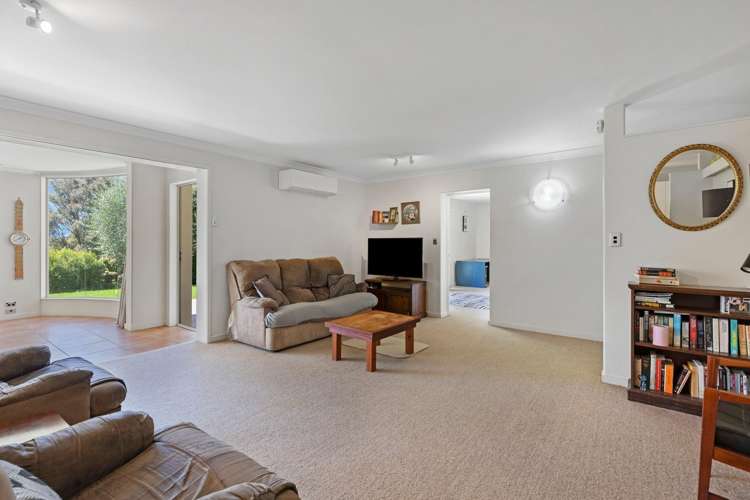 25 Gunbar Drive Welcome Bay_25