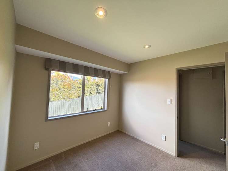 6 Kells Place Botany Downs_7