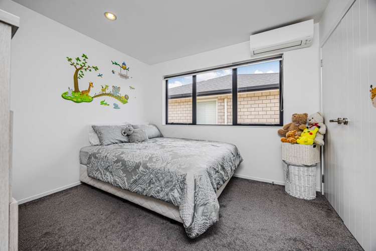 3 Castlederg Drive Flat Bush_14