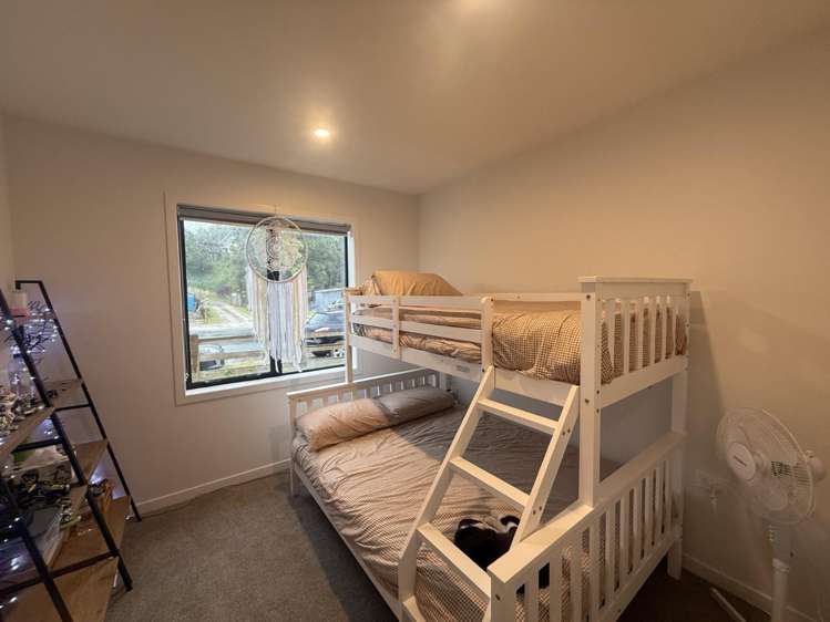 1 Fabia Factory Lane 11464_9