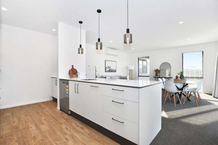 2 Orwell Way Elgin_7