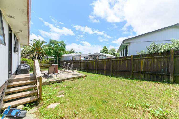 2/76 Parrs Cross Road Henderson_14