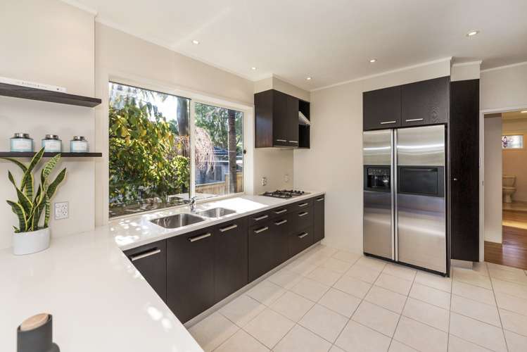 44 Clarence Road Northcote Point_10