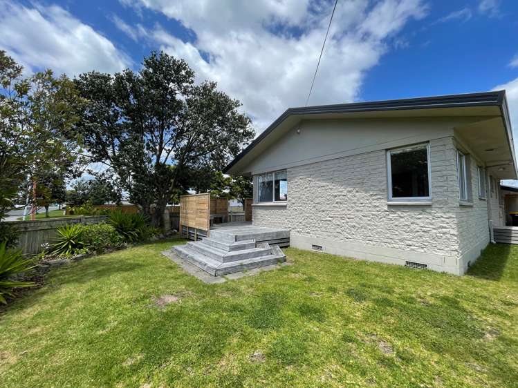 230 Range Road Papamoa_15