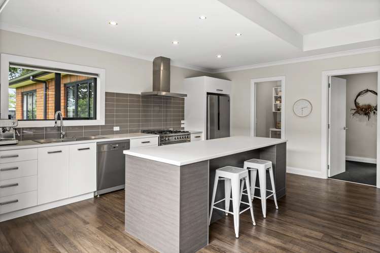 9 Henry Bell Close Leamington_4