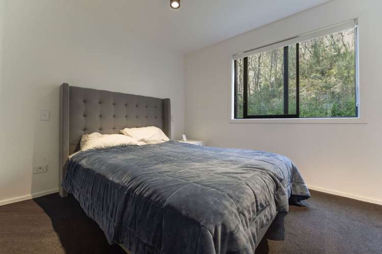 14b/135 Hallenstein Street Queenstown_6