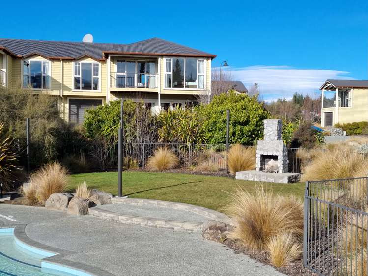 27/1 Beauchamp Place Lake Tekapo_9