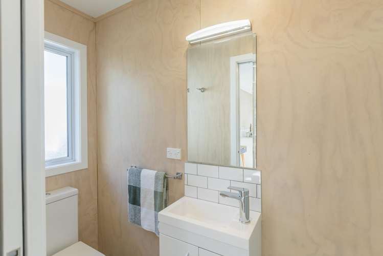 179 Raumati Road Raumati Beach_20