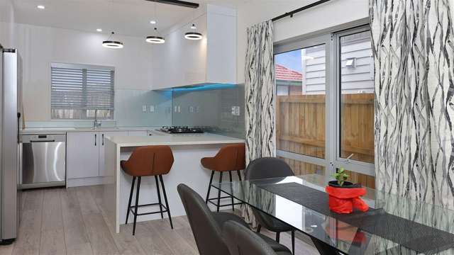 C/43 Border Road Henderson_4