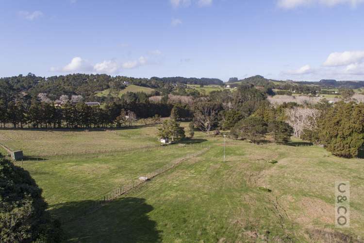 315 School Road Waimauku_24