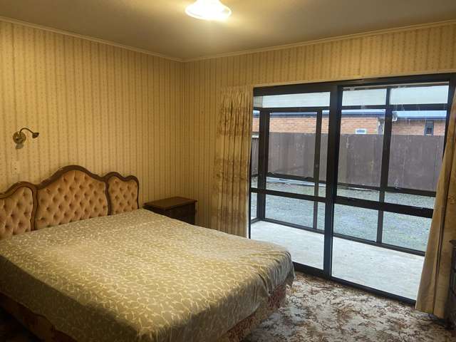 2/260 Moore St Ashburton_4