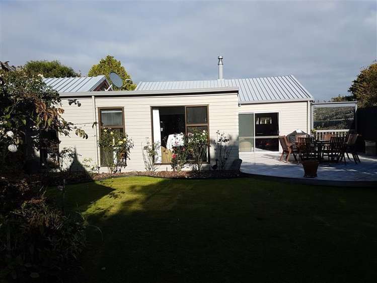 13 Fleetwood Grove Waikanae_19