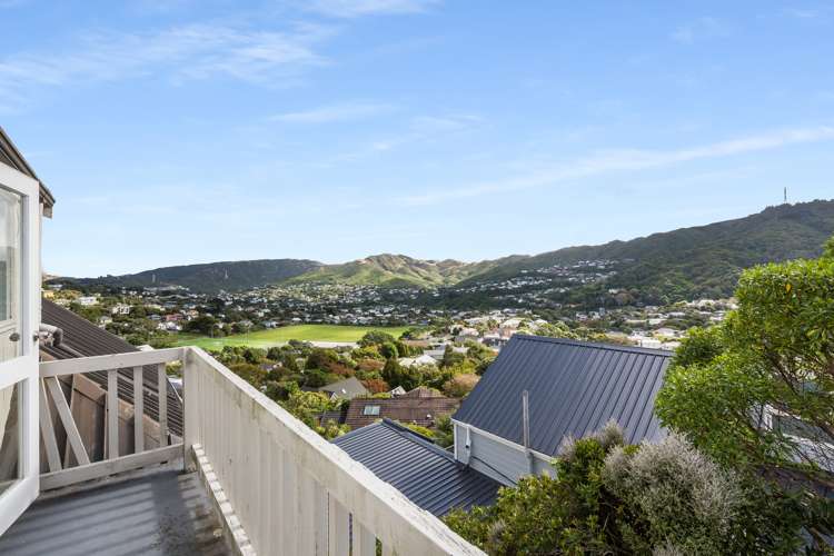 9 Indira Place Khandallah_25