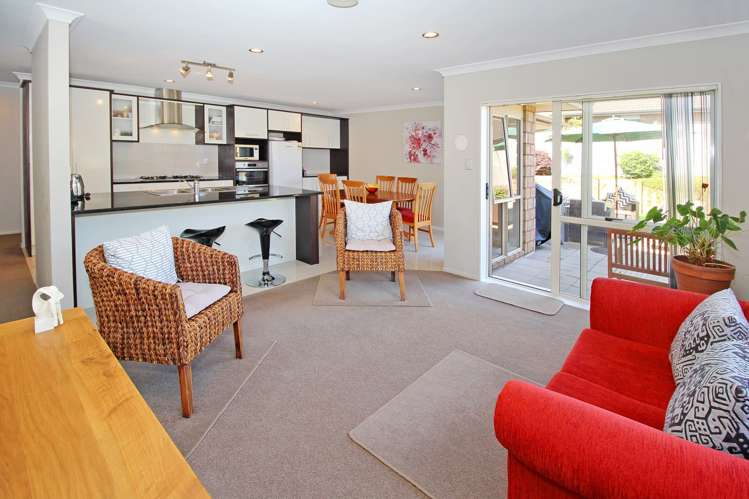 29 Norm Pellow Drive Manurewa_5