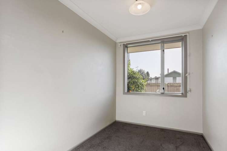 1 Hersham Place Bromley_12