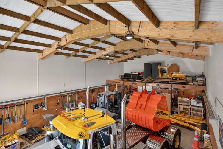 38 Montgomery Crescent Clouston Park_14