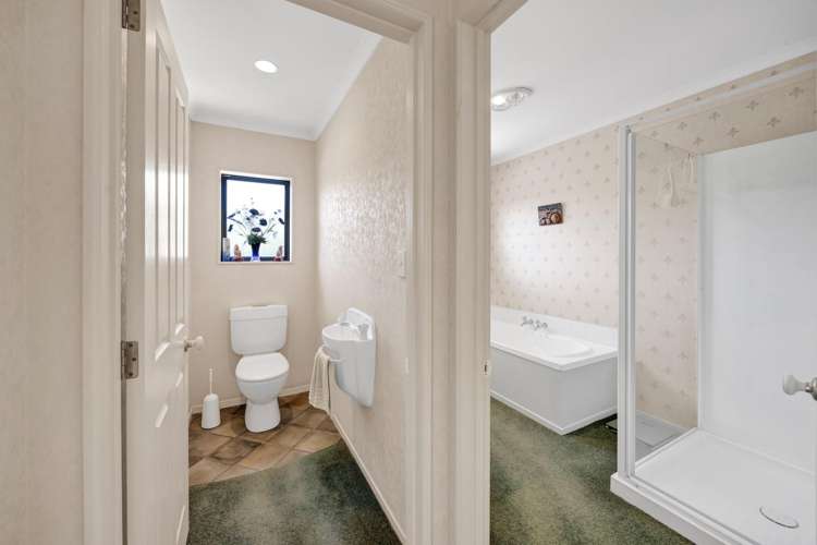 3 Saddle Row Welbourn_40