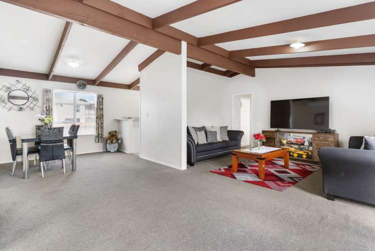 2/15 Alma Crescent Papakura_8