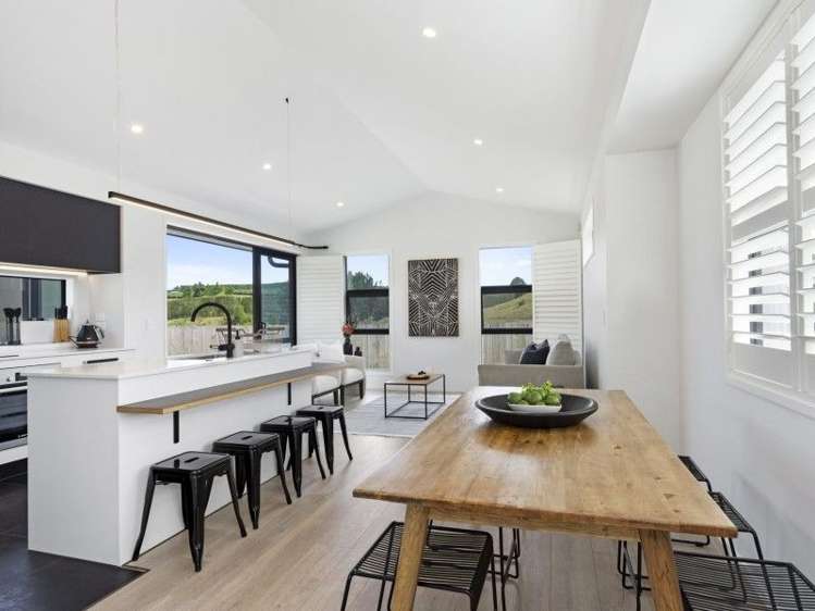 38 Puhirake Crescent Pyes Pa_3