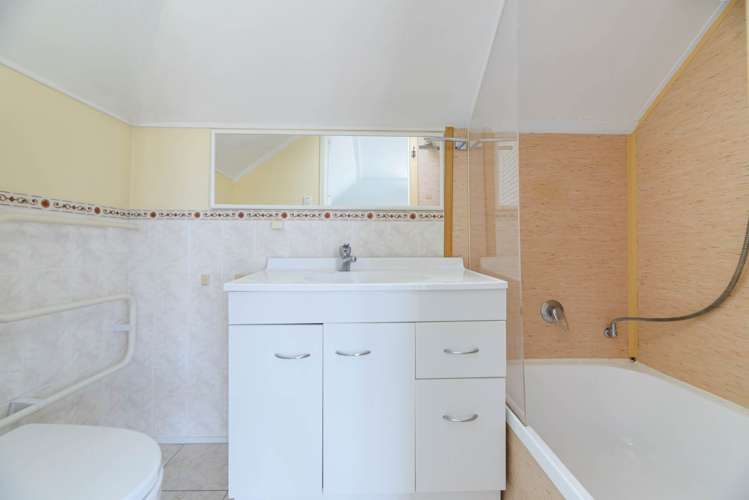 2/18 Killarney Street Takapuna_14