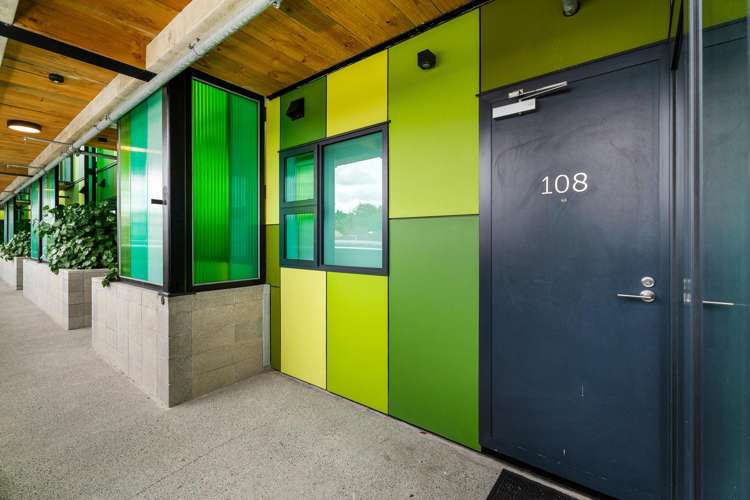 108/64 Great South Road_2