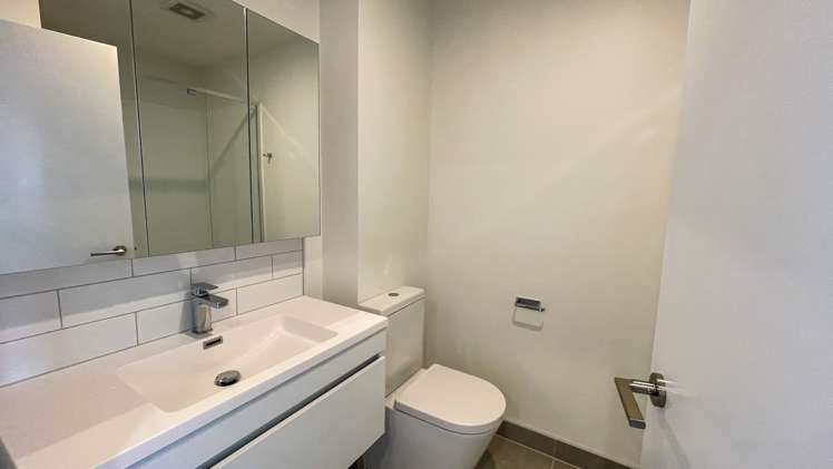 13/5 Brandon Road Glen Eden_6