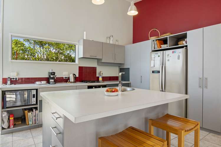 23 Cederman Drive Kaiteriteri_10