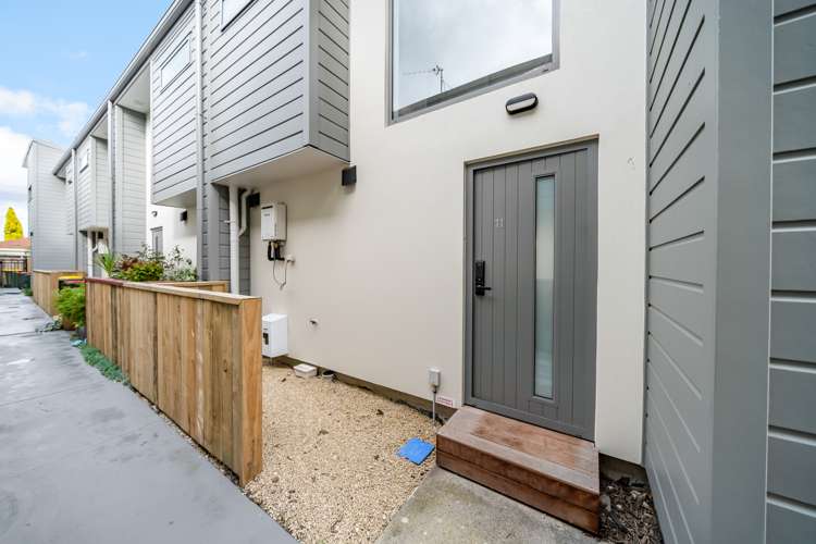 11/5 Taine Street Taita_19