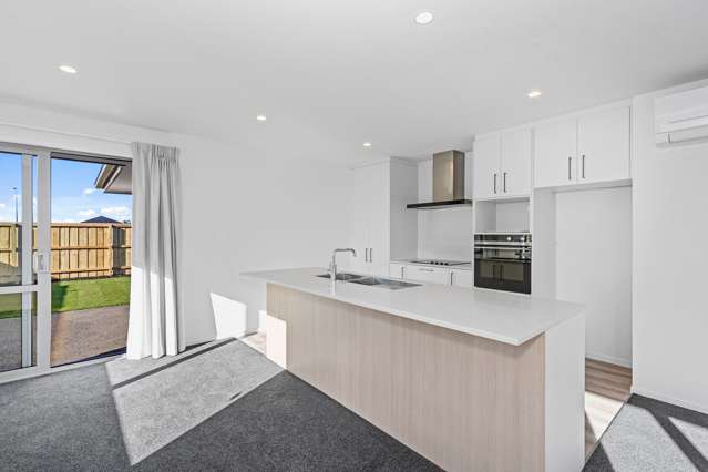 12 Henshaw Street Woodend_2