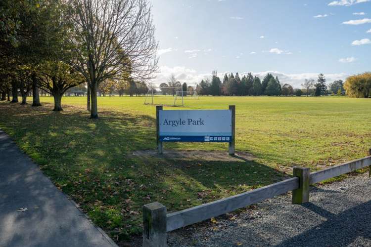 1/155 Middle Road Allenton_29