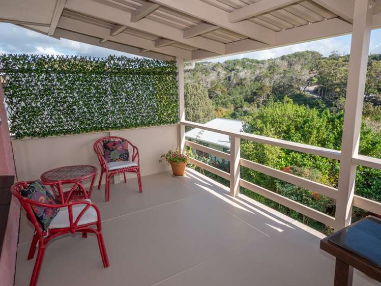 5 Seaview Road Cable Bay_7