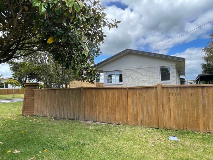 230 Range Road Papamoa_19